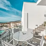 Deluxe House With Roof Terrace And Pool 빌라
