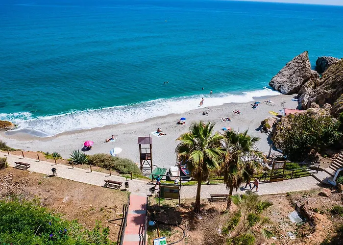 Deluxe House With Roof Terrace And Pool Villa Nerja