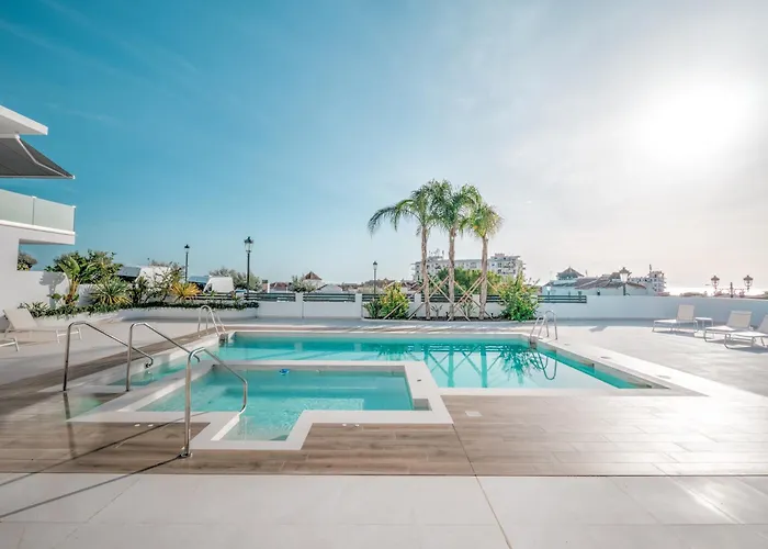 Deluxe House With Roof Terrace And Pool * Nerja