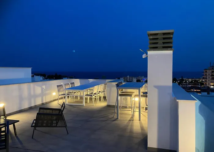 Villa Deluxe House With Roof Terrace And Pool