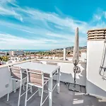 Deluxe House With Roof Terrace And Pool Nerja