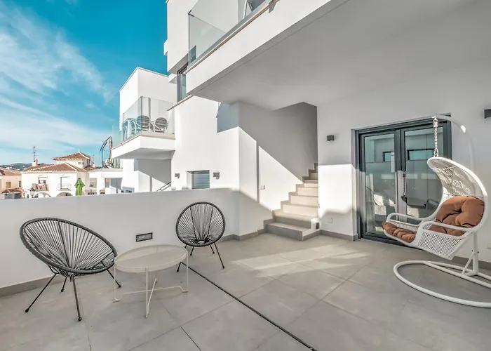 Villa Deluxe House With Roof Terrace And Pool